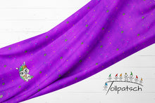 Laden Sie das Bild in den Galerie-Viewer, Schnullerhörnchen Beere French Terry Panel