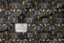 Laden Sie das Bild in den Galerie-Viewer, Dragon French Terry