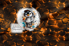 Laden Sie das Bild in den Galerie-Viewer, French Terry Panel Pinguin Lava 54460 A: Pinguin auf Lavaoptik