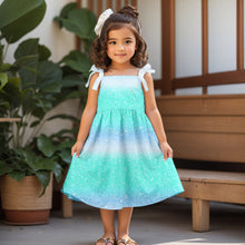 Laden Sie das Bild in den Galerie-Viewer, Fake Glitzer blau mint Verlauf Baumwolljersey