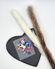 Laden Sie das Bild in den Galerie-Viewer, Größenlabel Bügelbild Einhorn Crazy Größe 98 zum Aufbügeln für Baby und Kinderkleidung