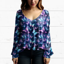 Laden Sie das Bild in den Galerie-Viewer, Zauberhafte Schmetterlinge Baumwolljersey