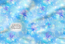 Laden Sie das Bild in den Galerie-Viewer, Flower Dream Baumwolljersey
