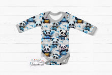 Laden Sie das Bild in den Galerie-Viewer, Little Panda | Eigendesign | Sommersweat | Jersey | Softshell | Musselin | Baumwolle
