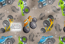 Laden Sie das Bild in den Galerie-Viewer, Baumwolljersey Monstertruck Rallye 54466: Bunte Monstertrucks
