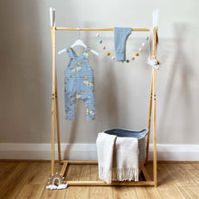 Laden Sie das Bild in den Galerie-Viewer, Sommersweat oder Jersey | Kombi Stripes light Dusty blue | Eigendesign - Tollpatsch Stoffe und Handmade
